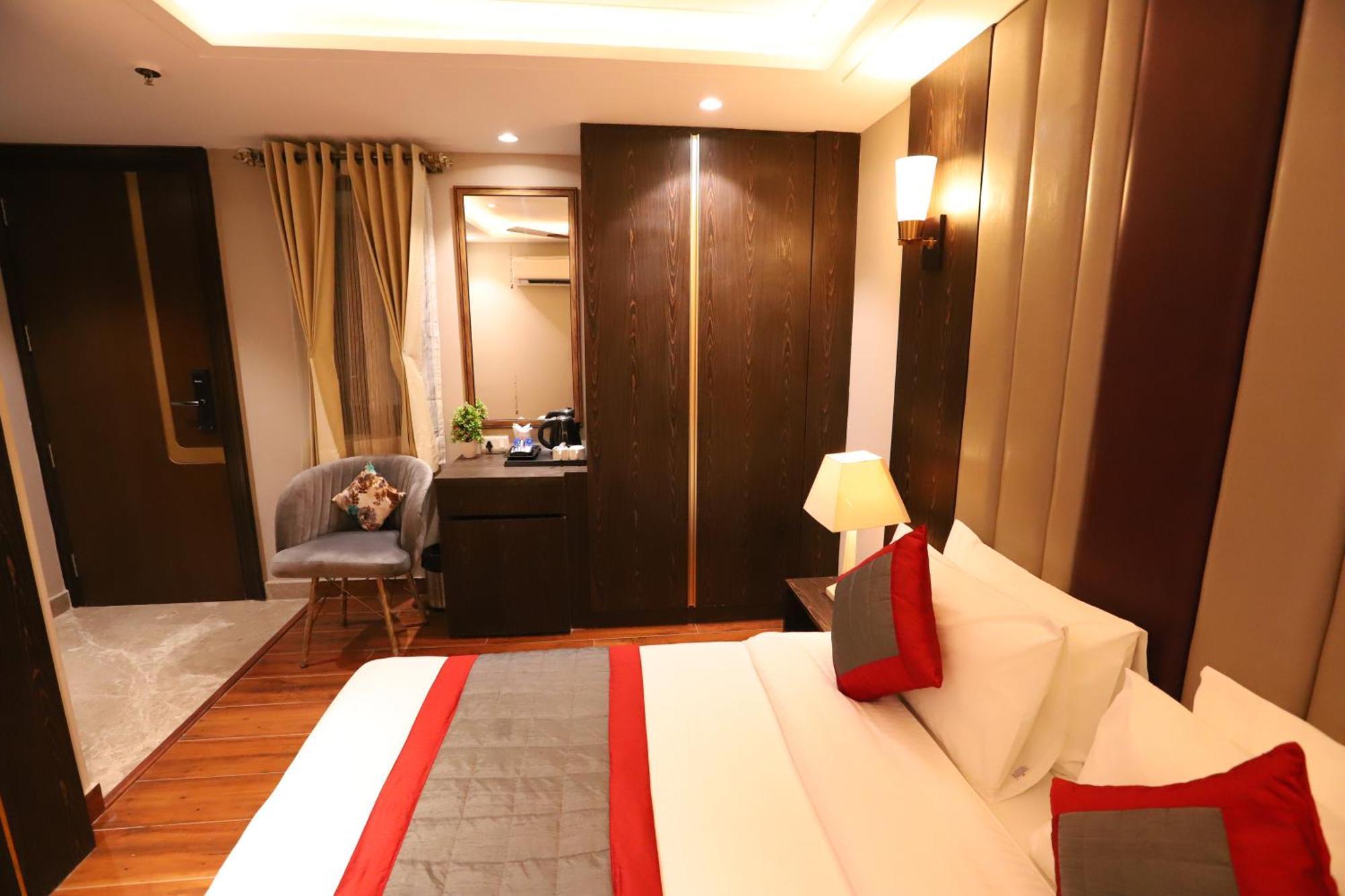 Hotel The Magic Tree - Paharganj نيودلهي المظهر الخارجي الصورة